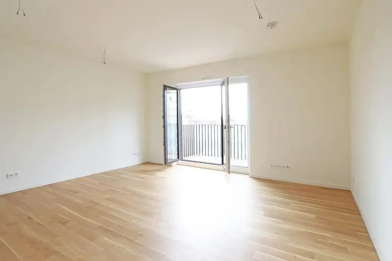 Lichtdurchflutete Traumwohnung, herrlicher Ausblick und Westbalkon - für Paare — photo 1